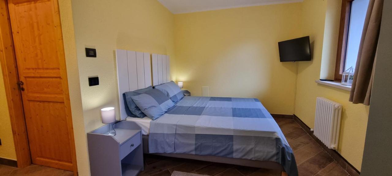 Lo Noyer Et Les Roses Bed & Breakfast Saint-Nicolas Dış mekan fotoğraf