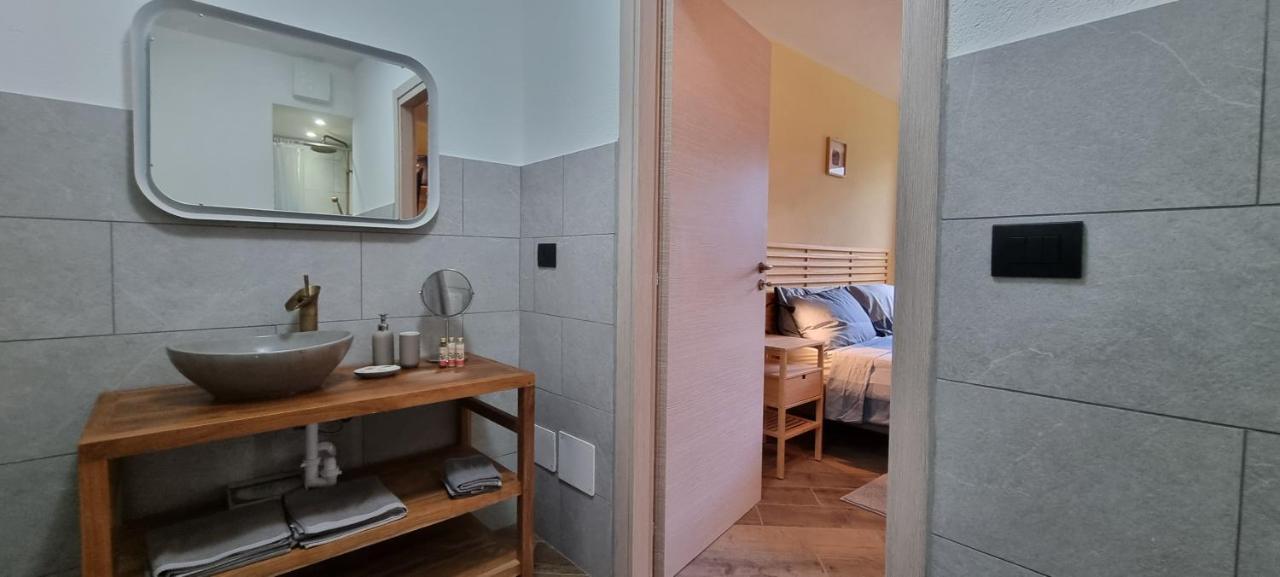 Lo Noyer Et Les Roses Bed & Breakfast Saint-Nicolas Dış mekan fotoğraf